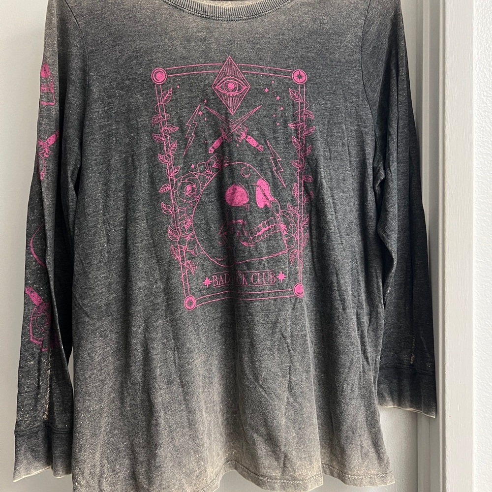Lovesick Gray Distressed & Pink Graphic 3/4 Sleeve Tee